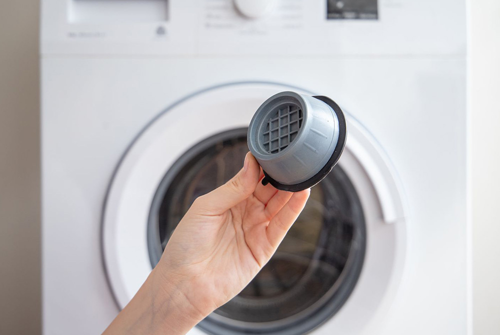 Çamaşır Makinesi Sabitleme Nasıl Yapılır? Hareketli Makinenin Ayaklarını Sabitlemenin Yöntemleri