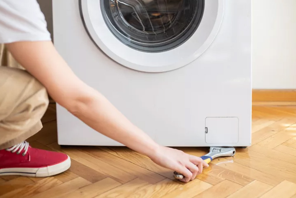 Çamaşır Makinesi Ayak Ayarı Nasıl Yapılır?